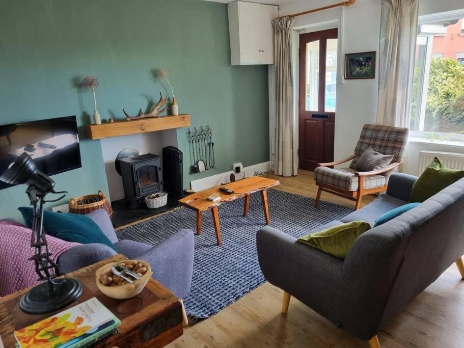 Cheerful Two Bedroom Cottage In The Forest Of Dean Lydbrook 外观 照片