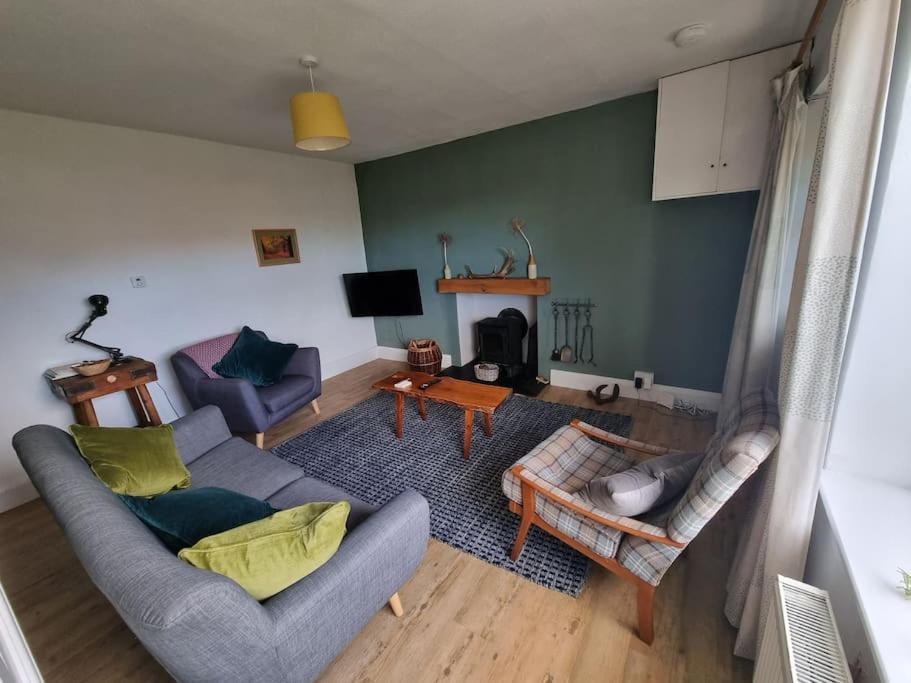 Cheerful Two Bedroom Cottage In The Forest Of Dean Lydbrook 外观 照片